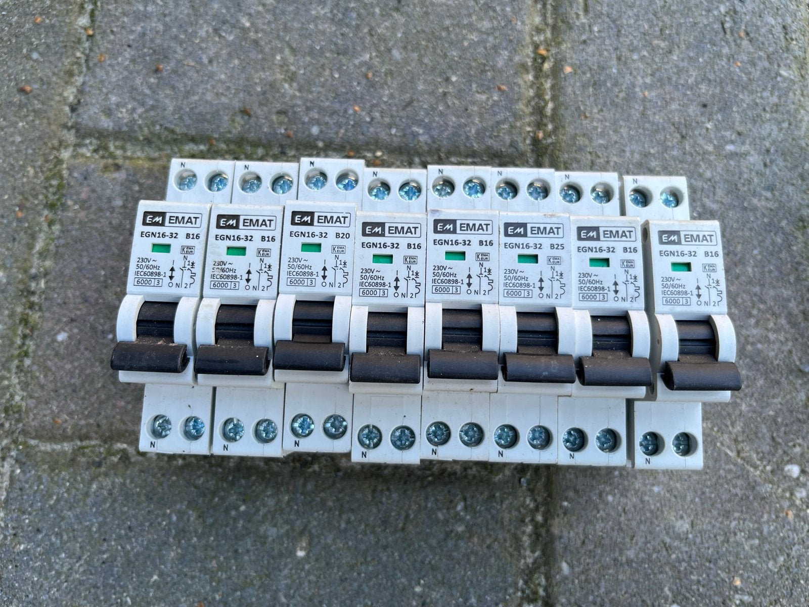 EM EMAT Installatieautomaten EGN16-32 B16, B20, B25, Verzenden, Gebruikt, Emat, Installatieautomaat