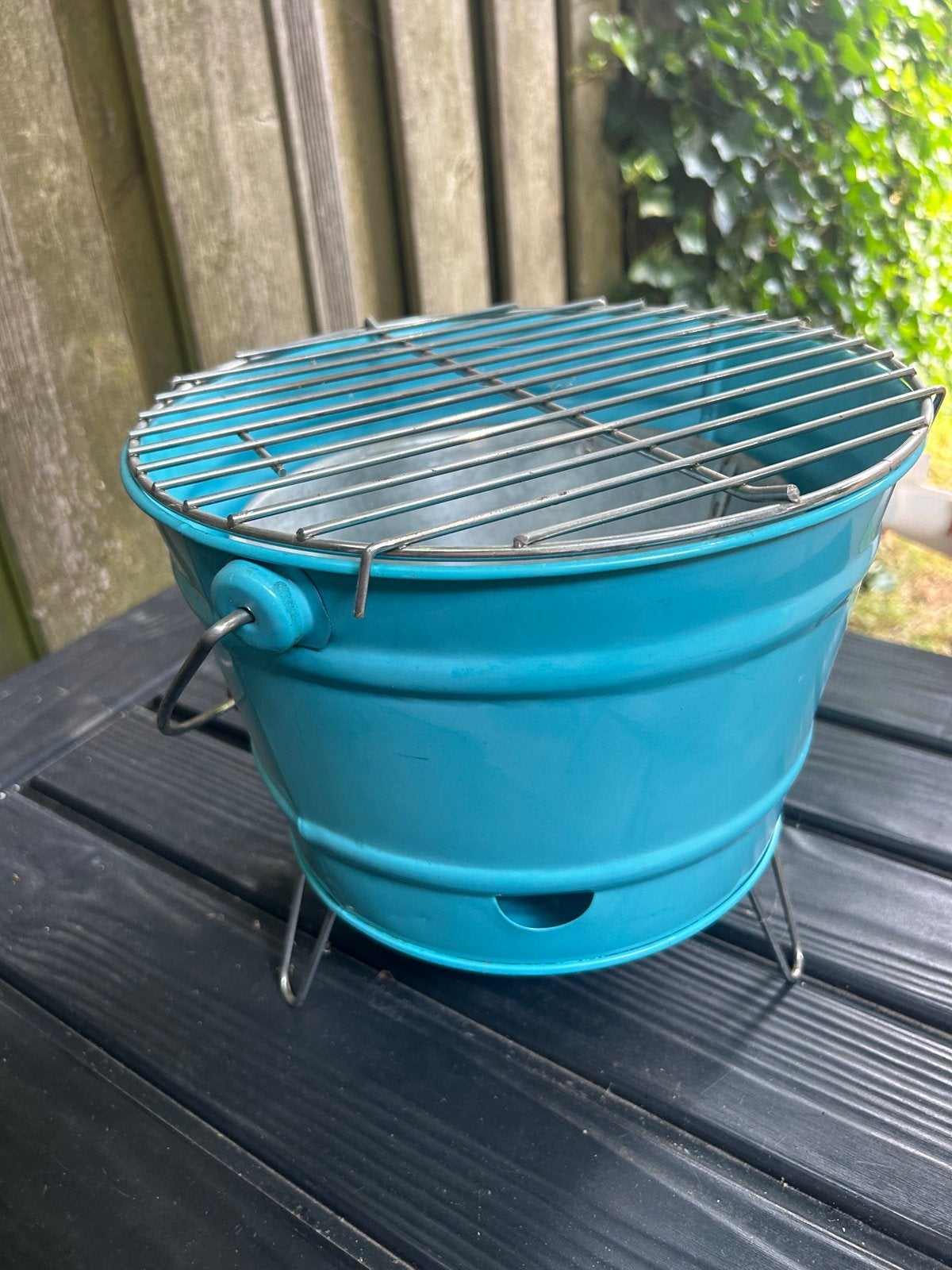 Leuke blauwe BBQ emmer - Compact en handig, Ophalen, Gebruikt