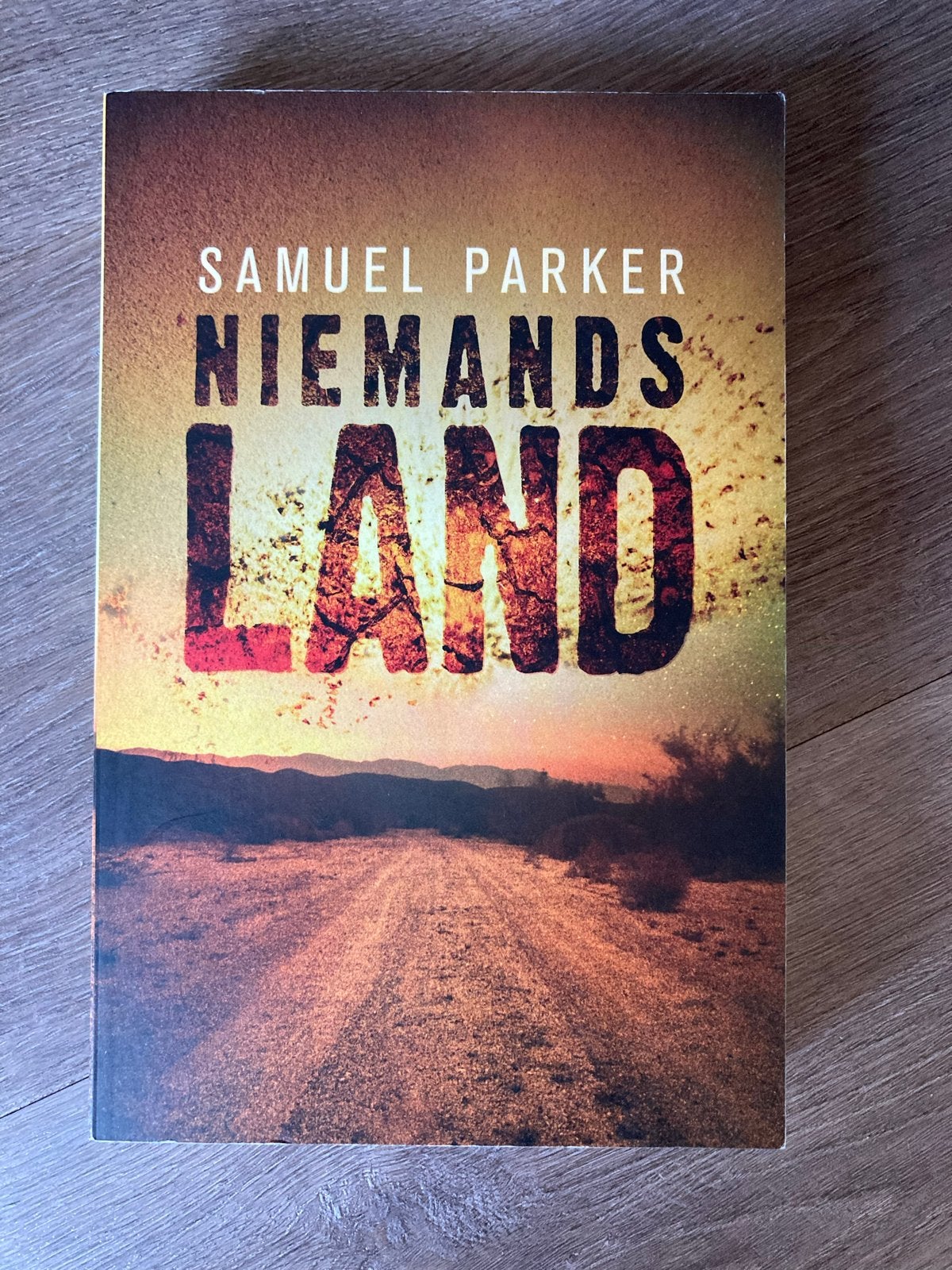 Niemandsland - Samuel Parker (Thriller), Ophalen of Verzenden, Zo goed als nieuw, Amerika