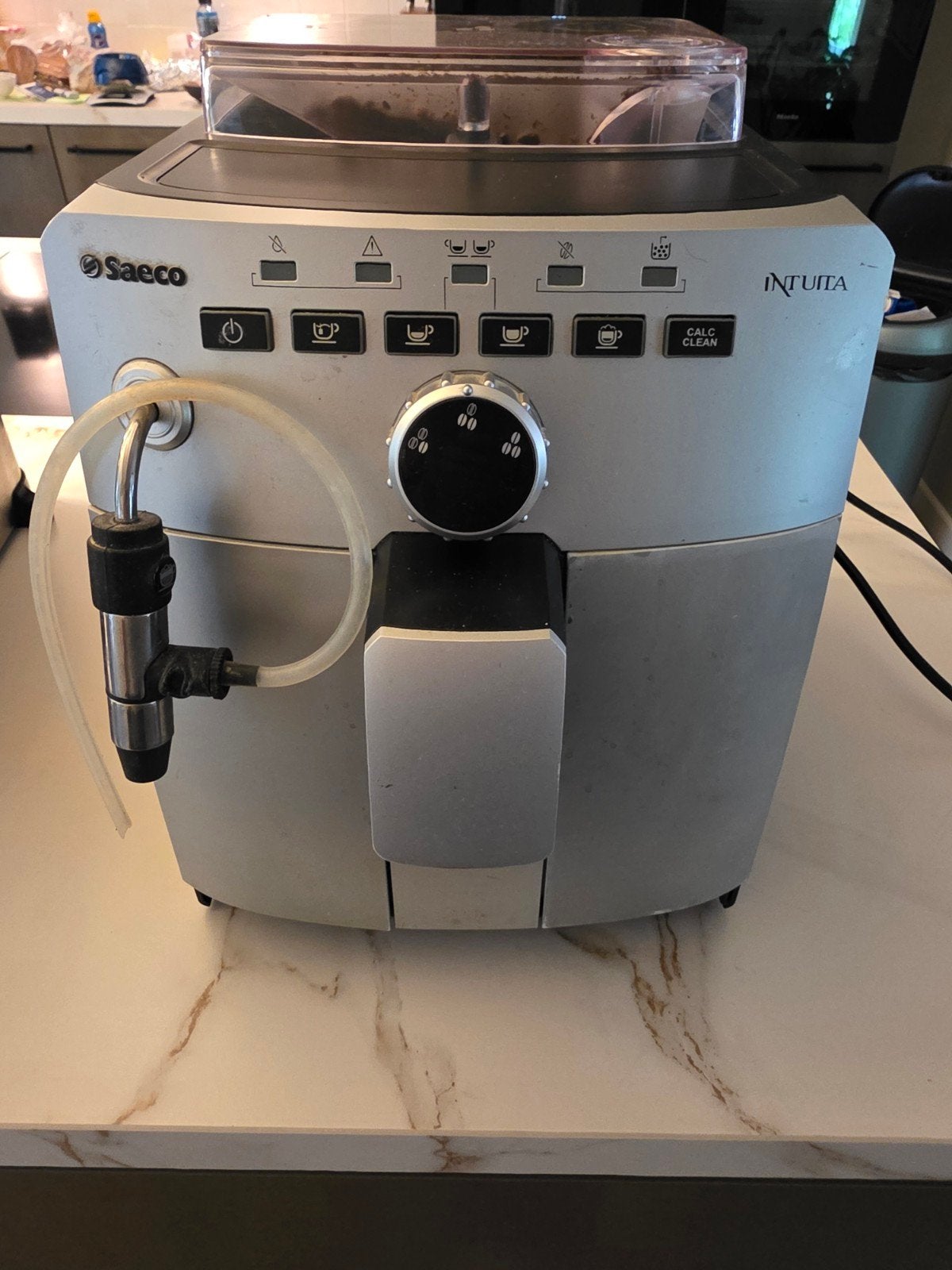 Saeco Intuitia volautomatische koffiemachine, Witgoed en Apparatuur, Ophalen of Verzenden, Gebruikt, Koffiemachine, Koffiebonen