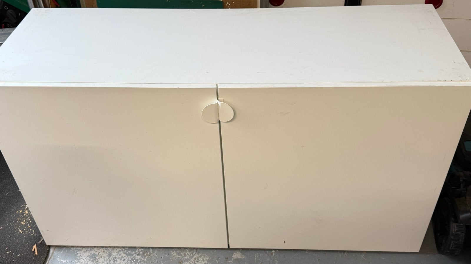 Witte Ikea kast met 2 deuren en planken - 120x64x41 cm, Ophalen, Gebruikt