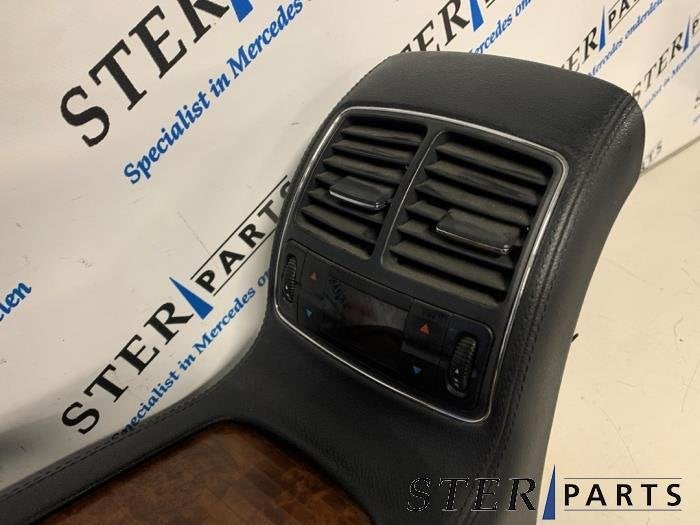Middenconsoles van een Mercedes CLS-Klasse, Gebruikt, -, Ophalen of Verzenden, -