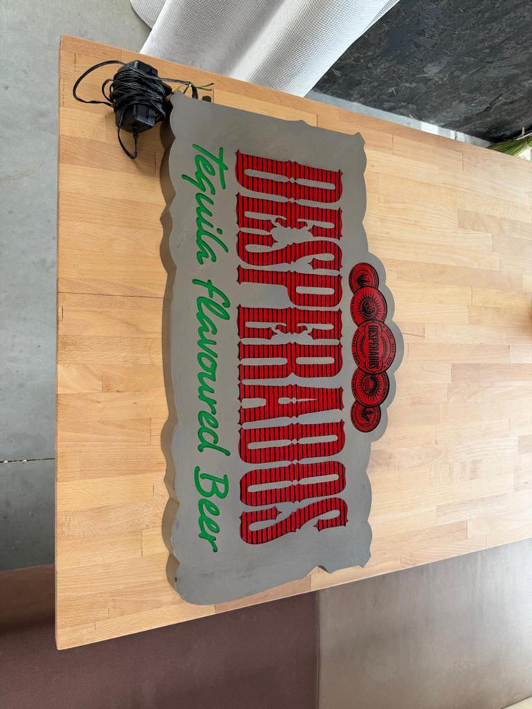 Desperados lichtbord - Reageert op muziek/geluid, Ophalen, Gebruikt, Lichtbak of (neon) lamp