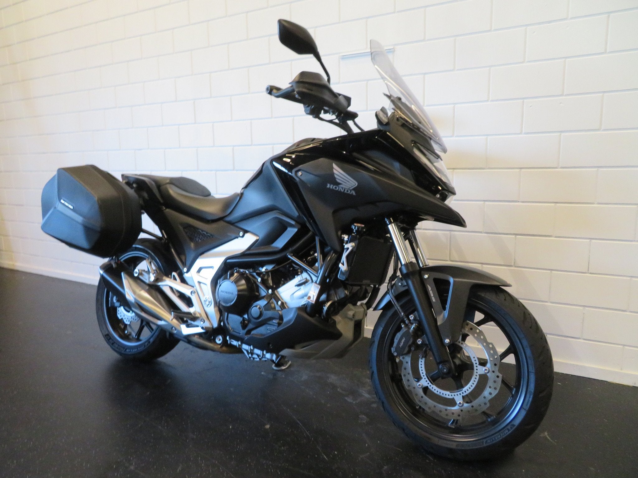 Honda NC750XA NC 750 X HISTORIE KOFFERS! (bj 2023), Bedrijf, 1000 cc, Toermotor