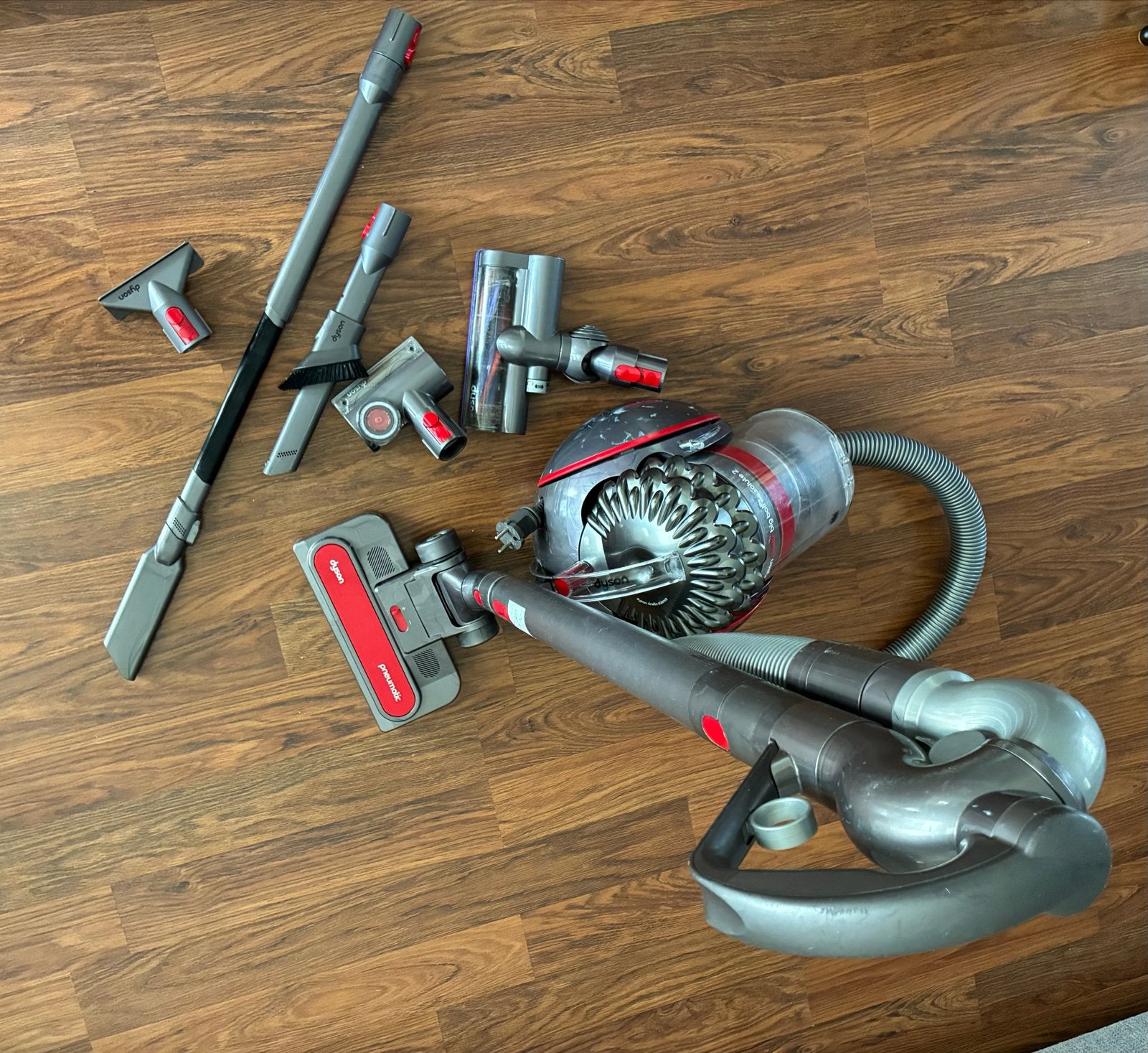 Foto 3 van Dyson Big Ball Absolute 2 Sledestofzuiger met accessoires
