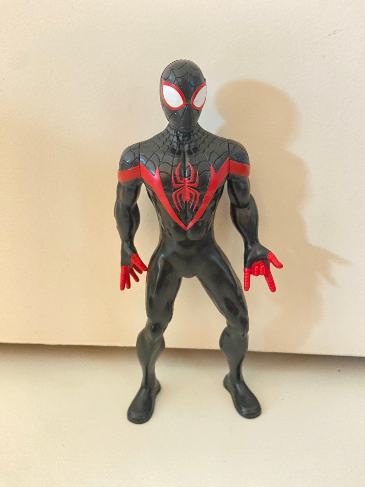 Spin figuur 22cm, Ophalen, Zo goed als nieuw