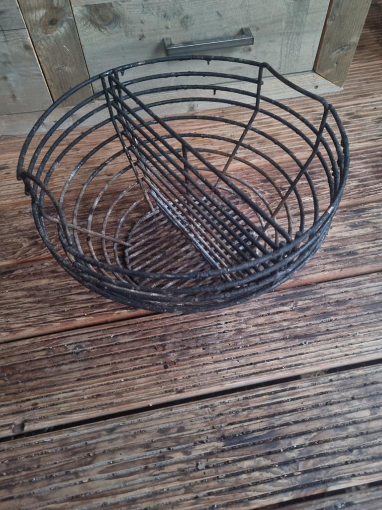 Kolenmandje voor The Bastard XL Kamado, Ophalen of Verzenden, Gebruikt, The Bastard