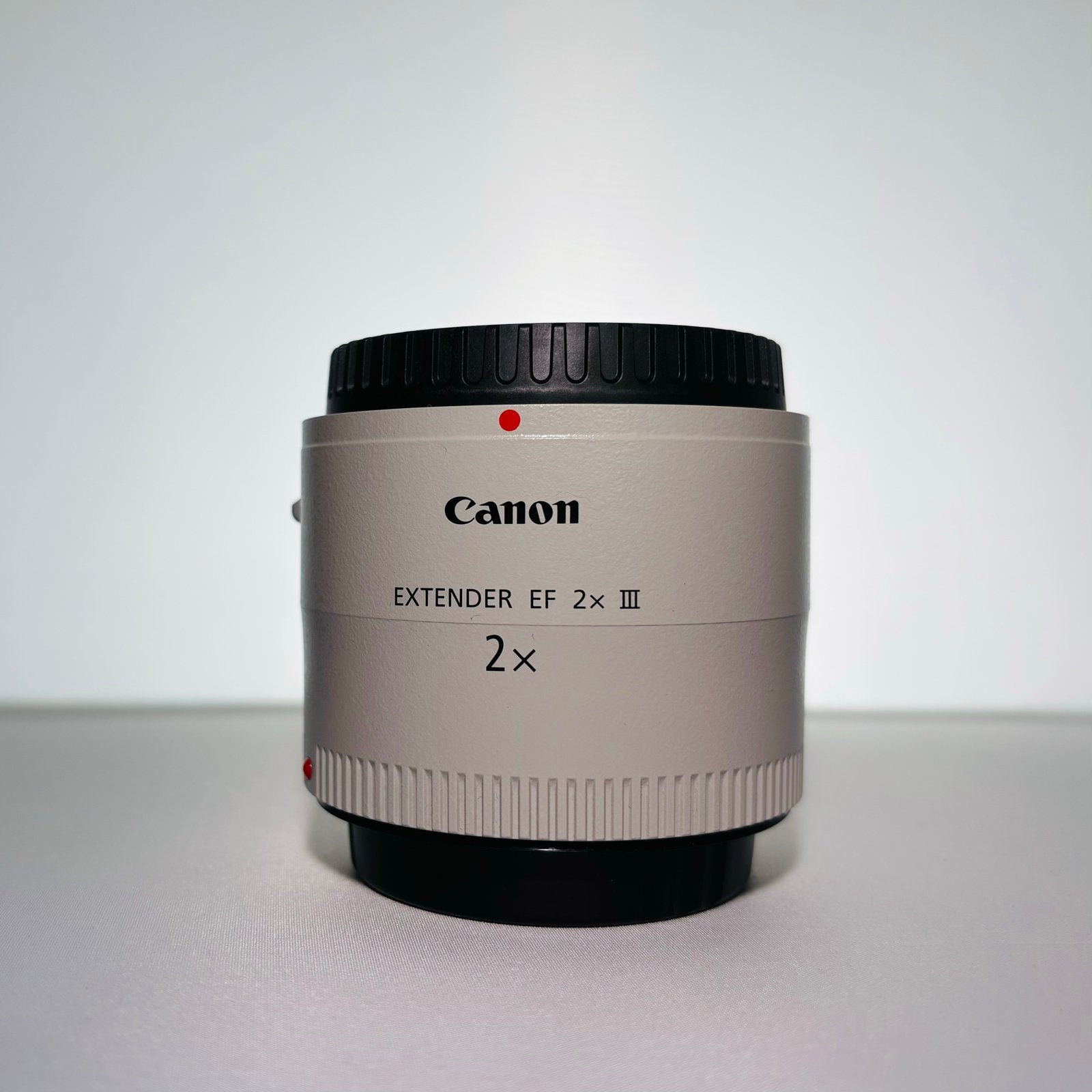 Canon Extender EF 2x III Teleconverter, Canon, Ophalen of Verzenden, Zo goed als nieuw, Lensdoppen