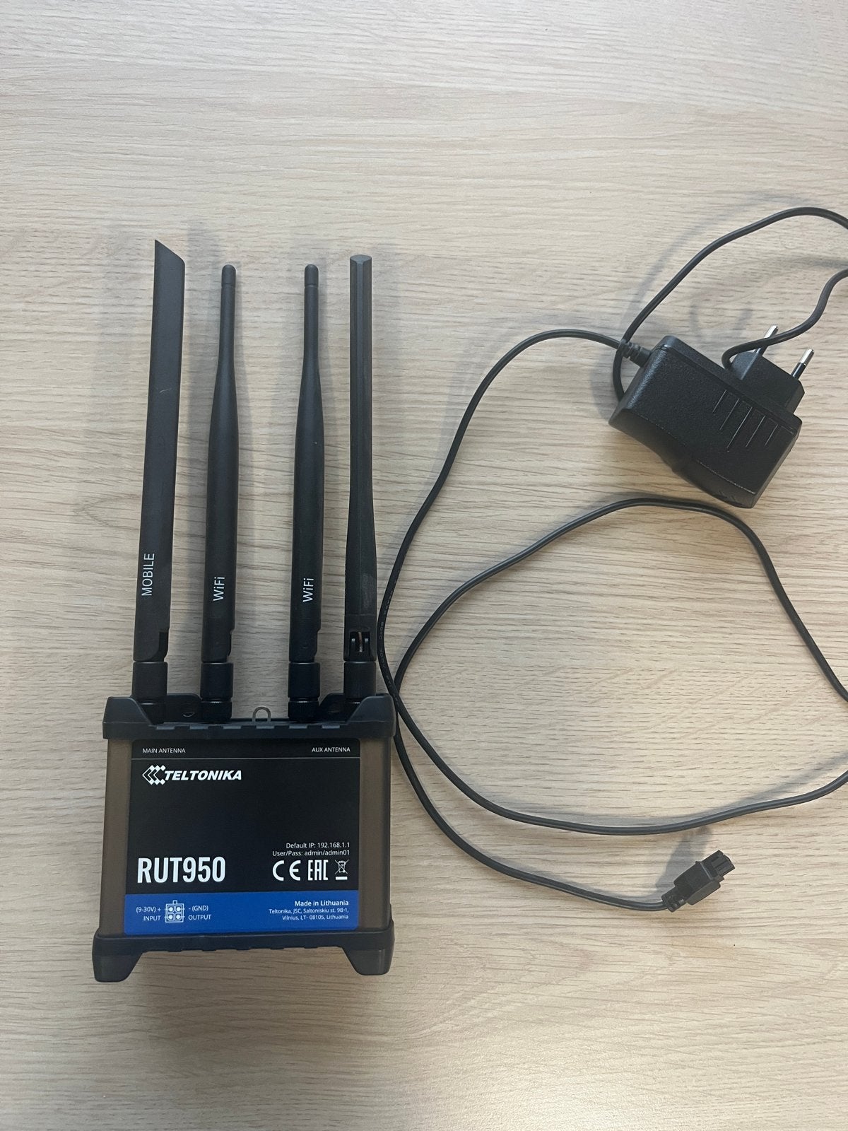 Teltonika RUT950 4G LTE Router met WiFi, Ophalen, Gebruikt, Router
