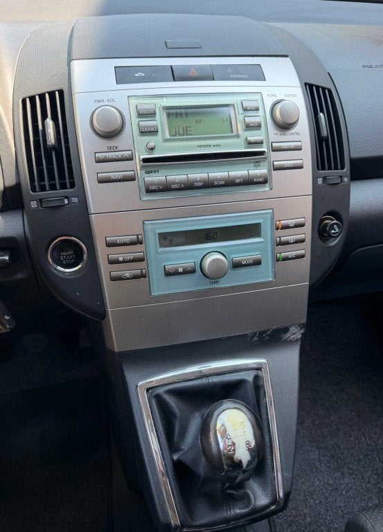 Toyota VERSO 1.8 VVT-i Sol CLIMA TREKHAAK NICE CAR APK 4-202, 1330 kg, Gebruikt, 4 cilinders, 129 pk