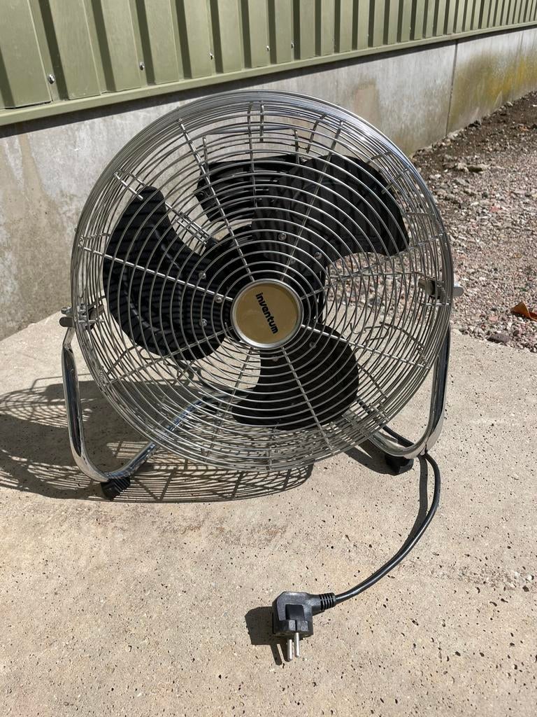 GROTE VLOERVENTILATOR, INVENTUM, 35 CM., 3 STANDEN. ZGAN, Witgoed en Apparatuur, Ventilatoren, Ophalen of Verzenden, Zo goed als nieuw
