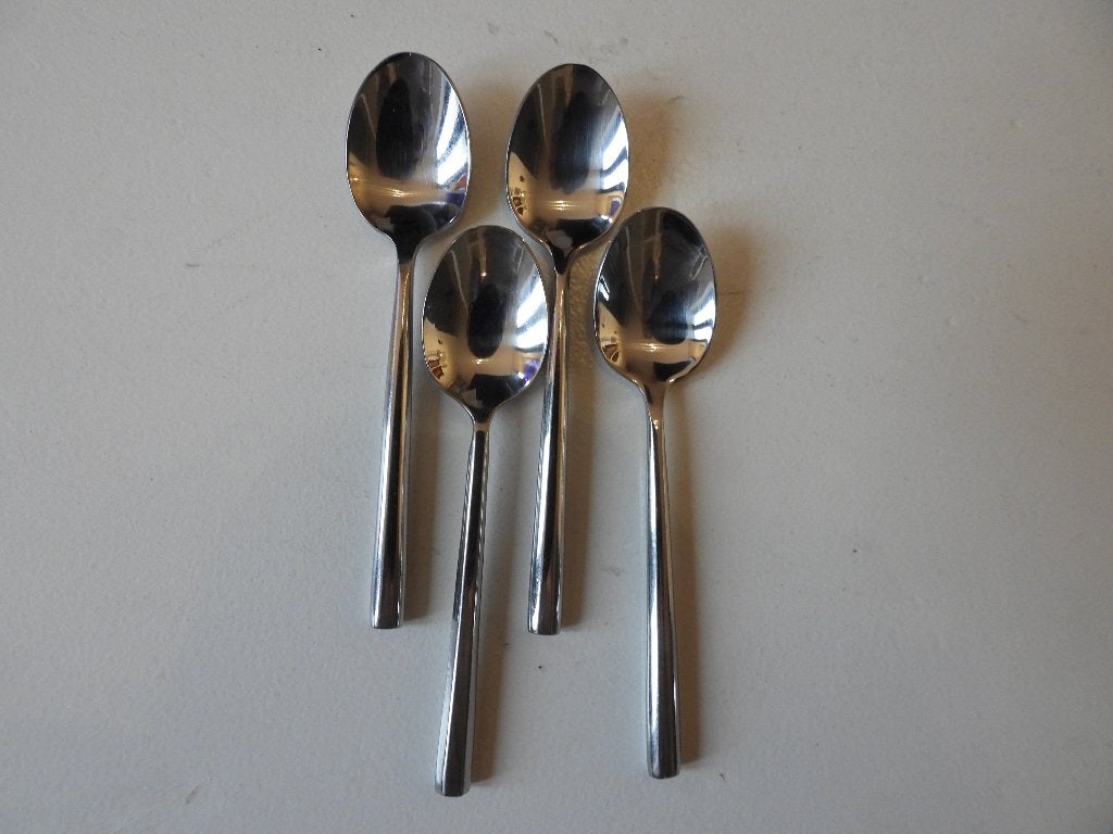 4 koffielepels hema model sienna 11,5 centimeter, Huis en Inrichting, Keuken | Bestek, Ophalen of Verzenden, Rvs of Chroom