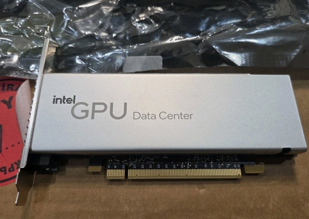 Intel Flex 140 GPU 12GB - AV1/HEVC transcoding, AI, VDI, GDDR6, PCI-Express 4, Ophalen of Verzenden, Overige chipsets