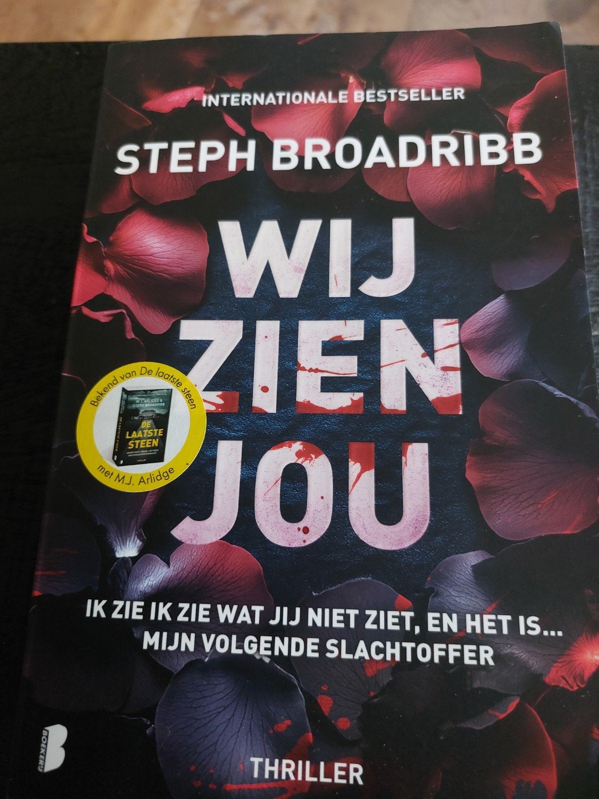 Steph Broadribb - Wij zien jou, Ophalen of Verzenden, Zo goed als nieuw, Steph Broadribb