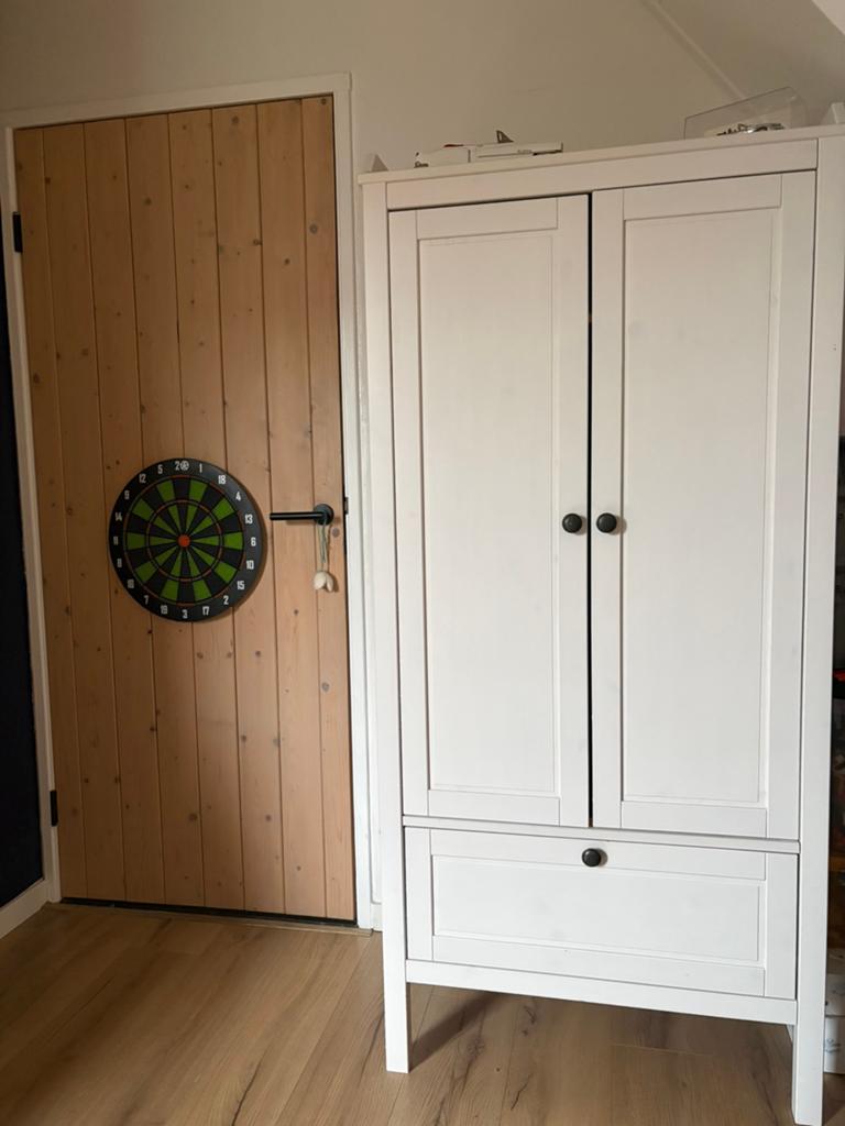 Sundvik Ikea kast zo goed als nieuw!, Kinderen en Baby's, Kinderkamer | Commodes en Kasten, Ophalen, Zo goed als nieuw, 50 tot 70 cm