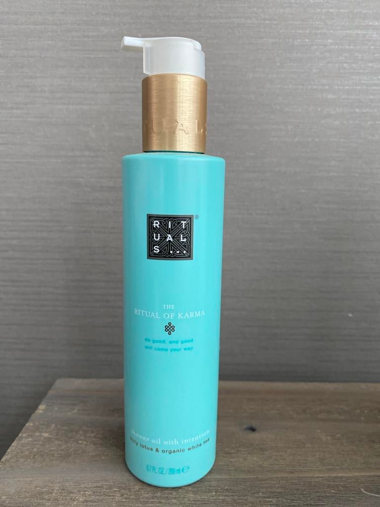 Rituals The Ritual of Karma Douche Olie 200ml, Sieraden, Tassen en Uiterlijk, Uiterlijk | Lichaamsverzorging, Ophalen, Zo goed als nieuw