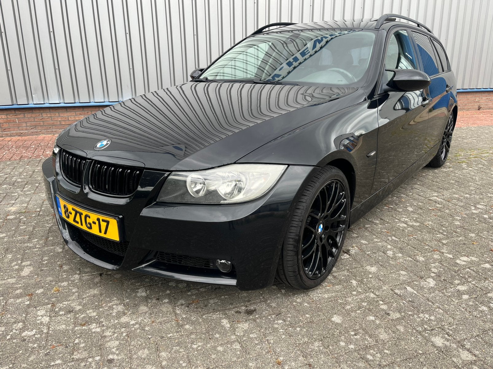 BMW 318i / 2.0  Touring 2006 met M-Pakket/Nw APK, Auto's, 13 km/l, Achterwielaandrijving, Zwart, 4 cilinders
