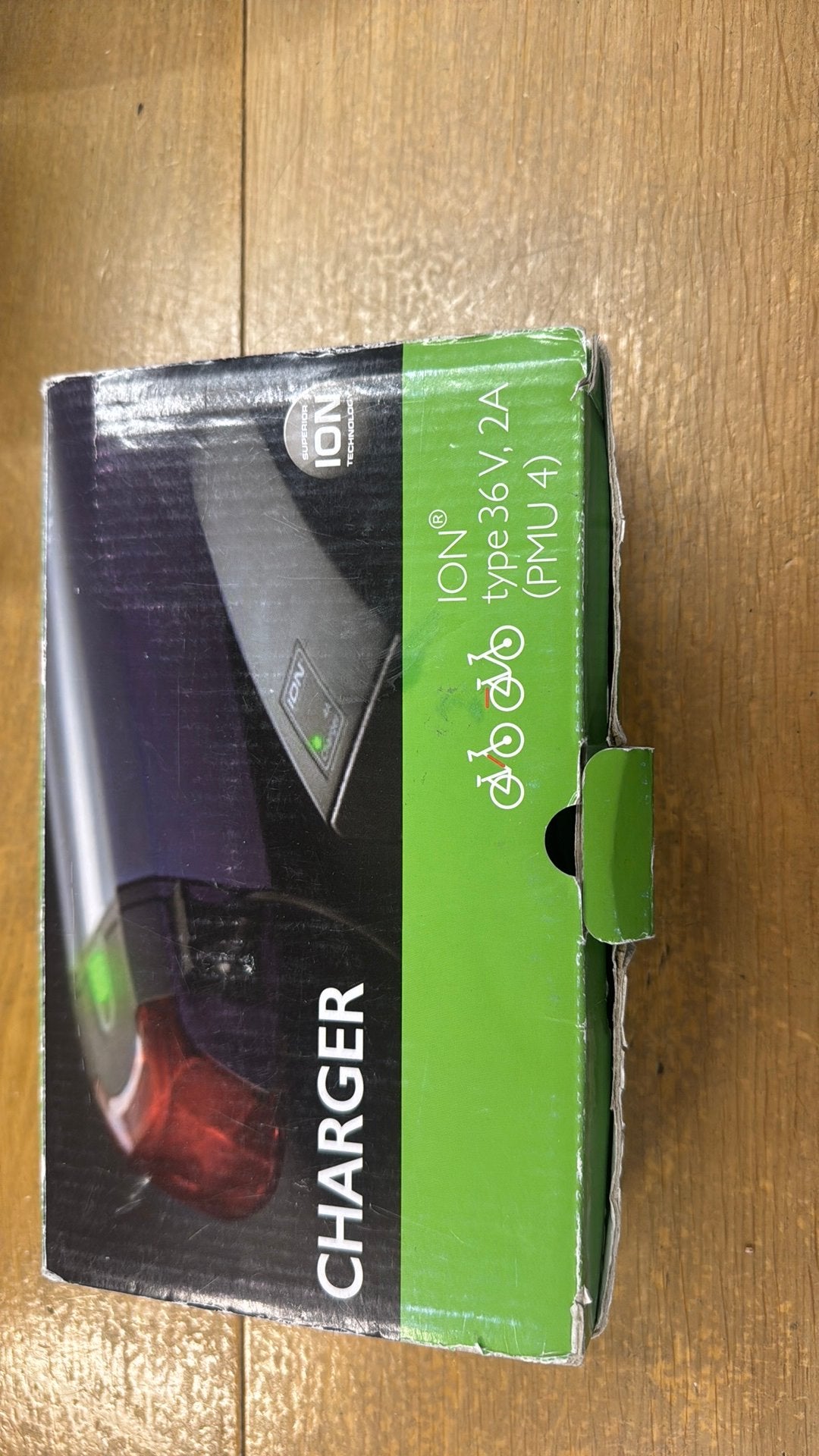 Ion Oplader Accel 36v, Nieuw