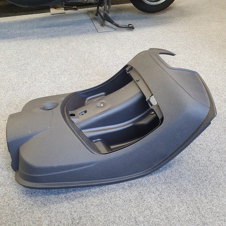 Beenschild Vespa LX grijs origineel kap kappen 622898000p, Fietsen en Brommers, Ophalen of Verzenden, Gebruikt, Kap, Vespa