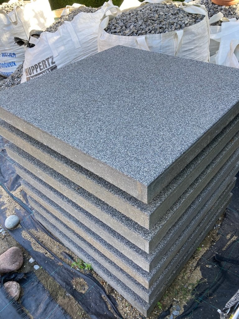 Grote tegels traptreden buiten beton 1x1 mtr. grijs. GRATIS, Ophalen, 5 tot 10 m², Zo goed als nieuw, Beton