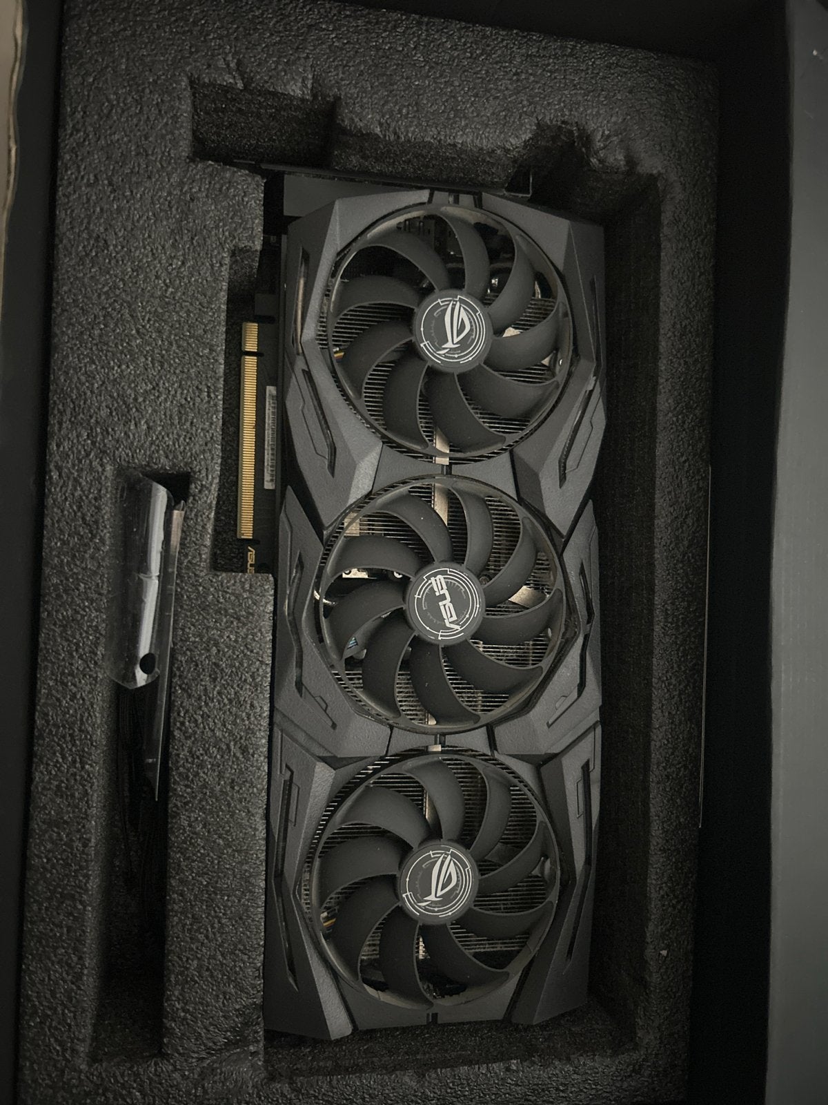Nieuwe ASUS ROG Strix RTX 2080 Super - Ongebruikt!, Computers en Software, PCI-Express 3, GDDR6, Nieuw, Ophalen of Verzenden