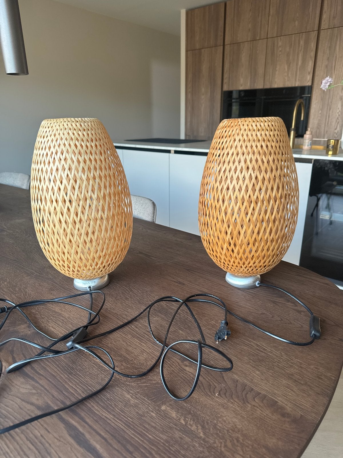 Set van 2 bamboe tafellampen - sfeervol en modern, Huis en Inrichting, Lampen | Tafellampen, Met schakelaar, Scandinavisch, Natuurlijk materiaal