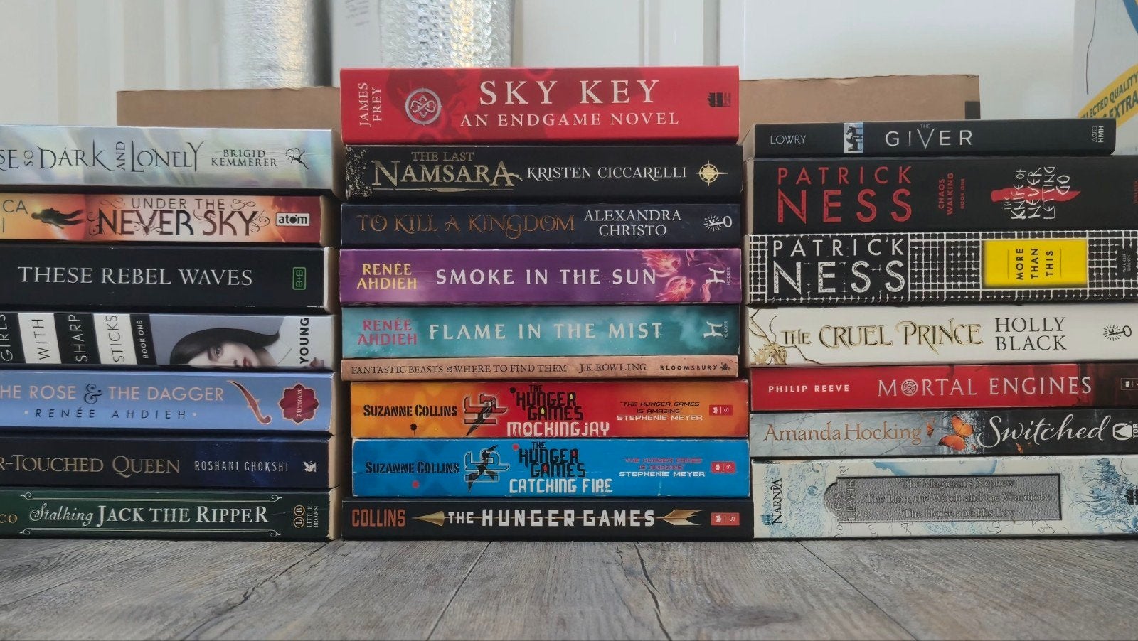 23 Young Adult boeken (Engelstalig), Ophalen, Gelezen, Populaire fictie