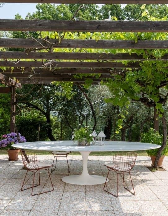 in outdoors ceramique tafels tulipe eero saarinen stoelen, Mid century modern furniture, 75 cm of meer, Ophalen of Verzenden, Ovaal