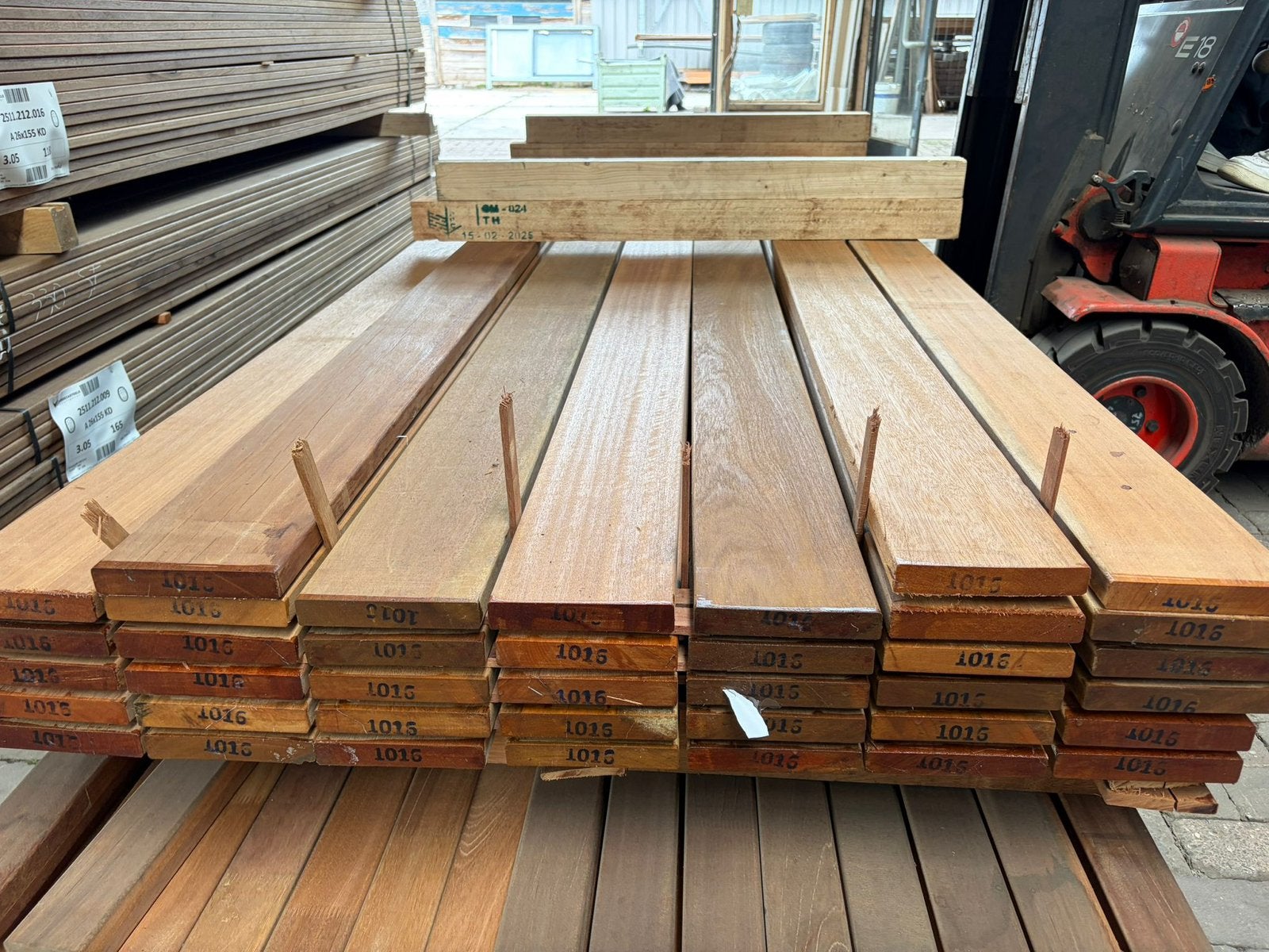 Bangkirai vlonderplanken, Ophalen of Verzenden, Zo goed als nieuw, Hout