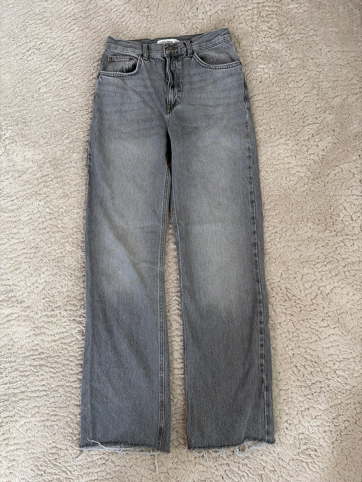 Pull&Bear Grijze Jeans - Maat 36, Ophalen of Verzenden, Zo goed als nieuw, Maat 36 (S), Grijs