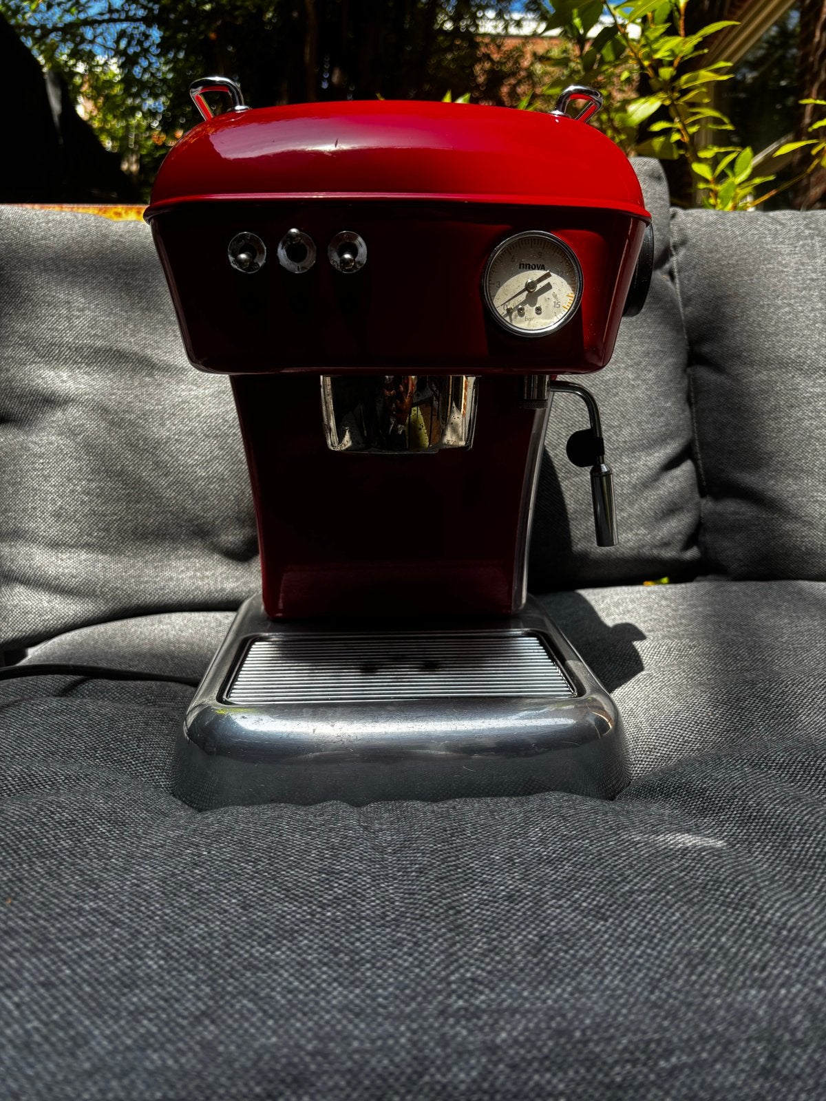 Innova Espresso Apparaat Rood - Vintage Stijl, Ophalen, Afneembaar waterreservoir, Gebruikt, Espresso apparaat