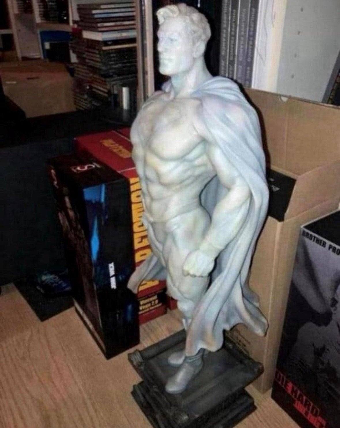Figuur 1/4 Superman - Museum Lines - Queen Studios, Verzamelen, Ophalen of Verzenden, Zo goed als nieuw, Beeldje, Replica of Model