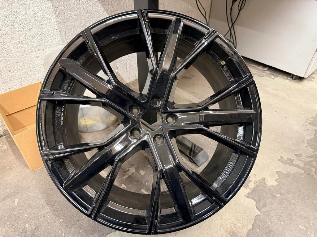 GMP Gunner Zwart Velg- Stijlvol en Sportief, Auto-onderdelen, Ophalen, Gebruikt, Velg(en), 21 inch