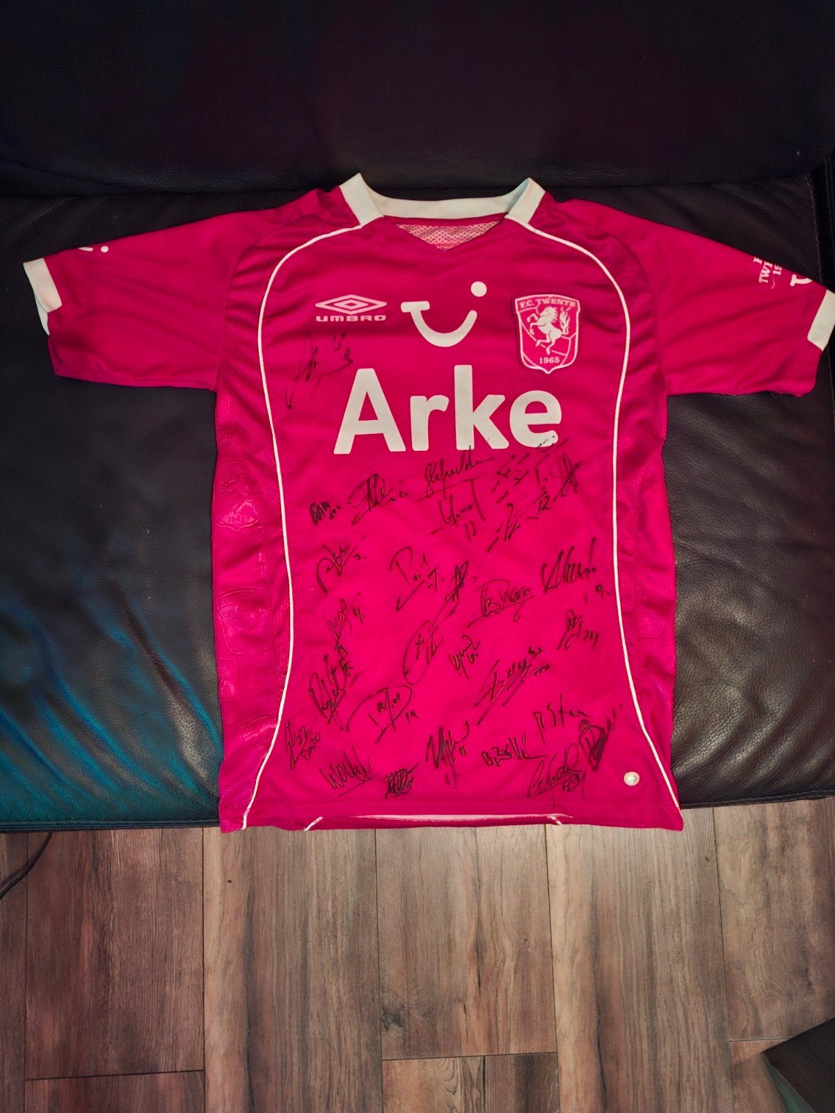 Gesigneerd FC Twente shirt - Umbro - Maat 164, Maat XS of kleiner, Ophalen of Verzenden, Shirt