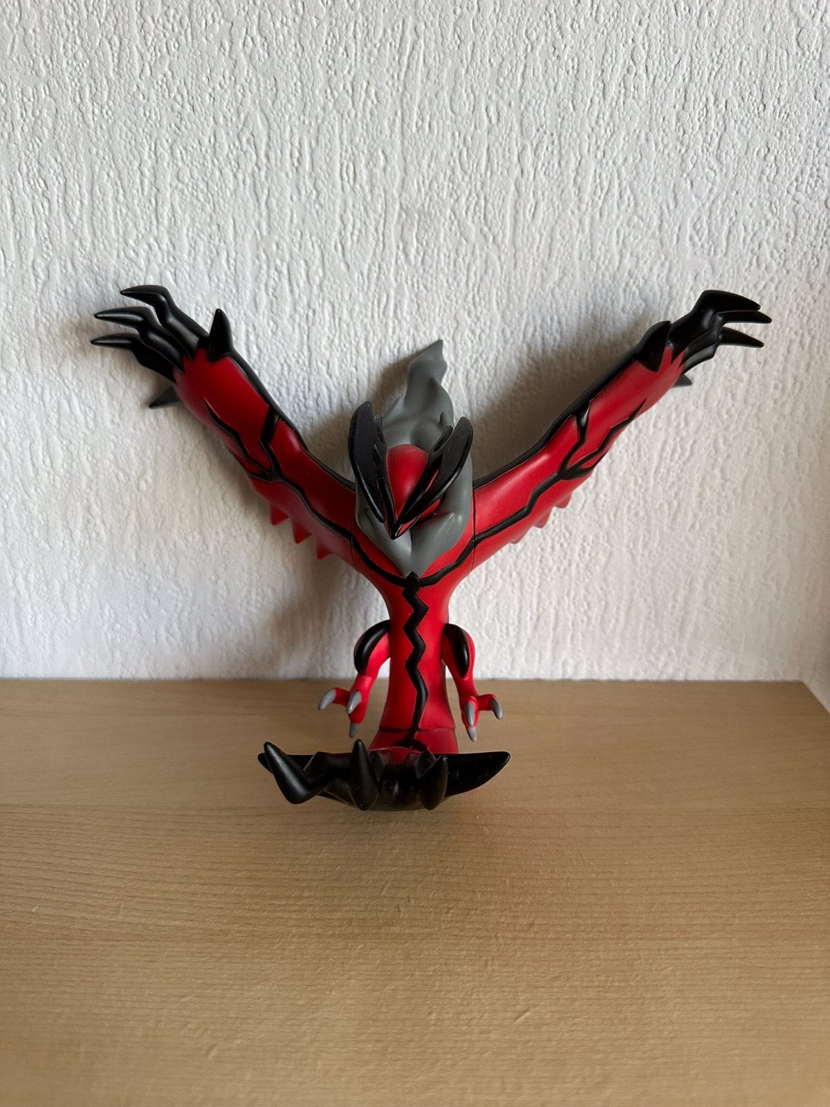 Tomy Pokemon figuur Yveltal, Verzamelen, Poppetjes en Figuurtjes, Ophalen of Verzenden, Zo goed als nieuw