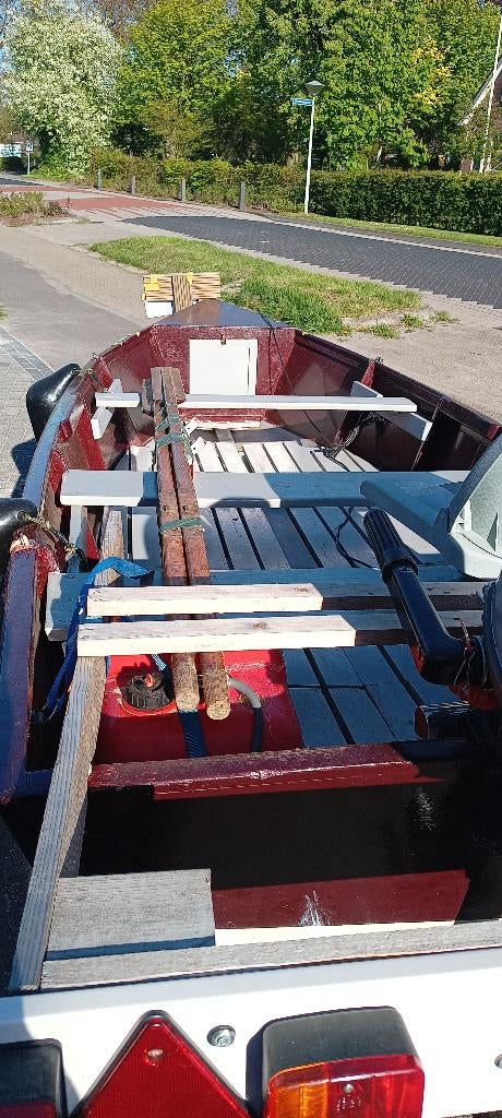 Roeiboot met bb motor en trailer, Ophalen, Gebruikt, Hout, Met motor