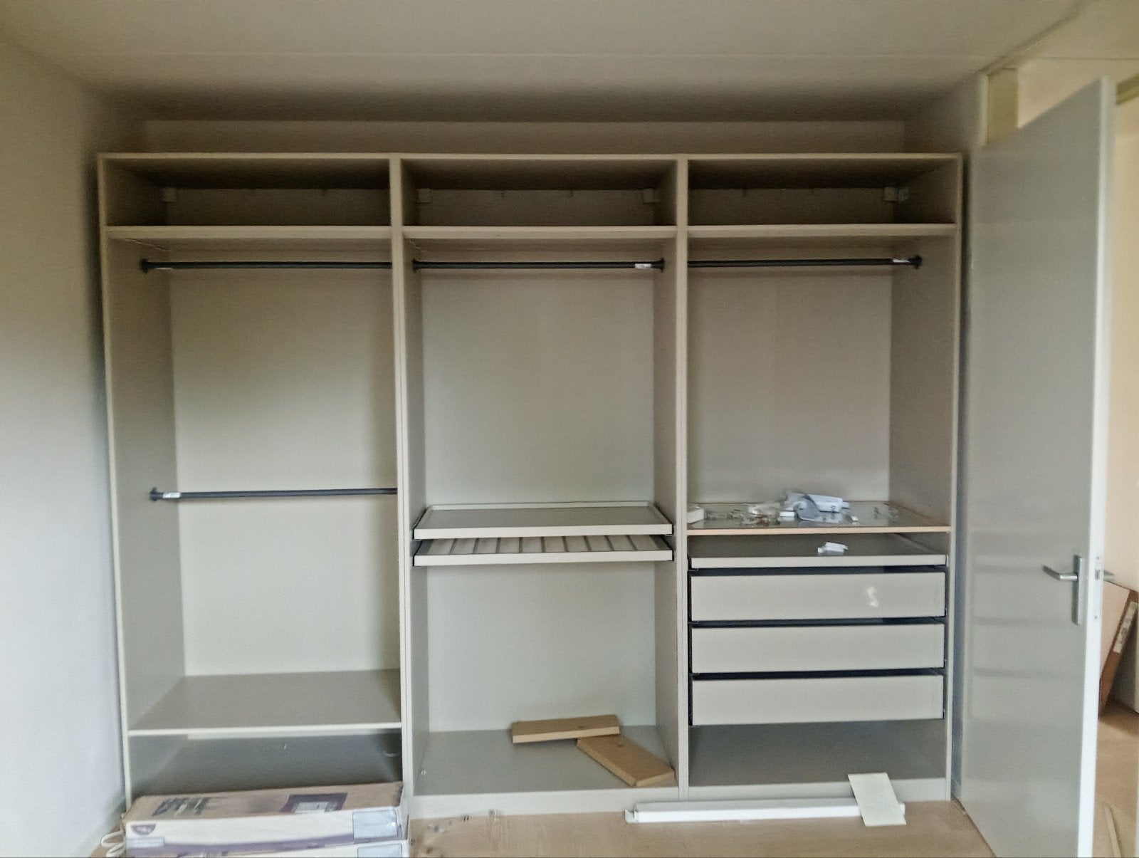 IKEA PAXKAST SPECIALIST V.A.30 € PM, Ophalen, 50 tot 75 cm, 200 cm of meer