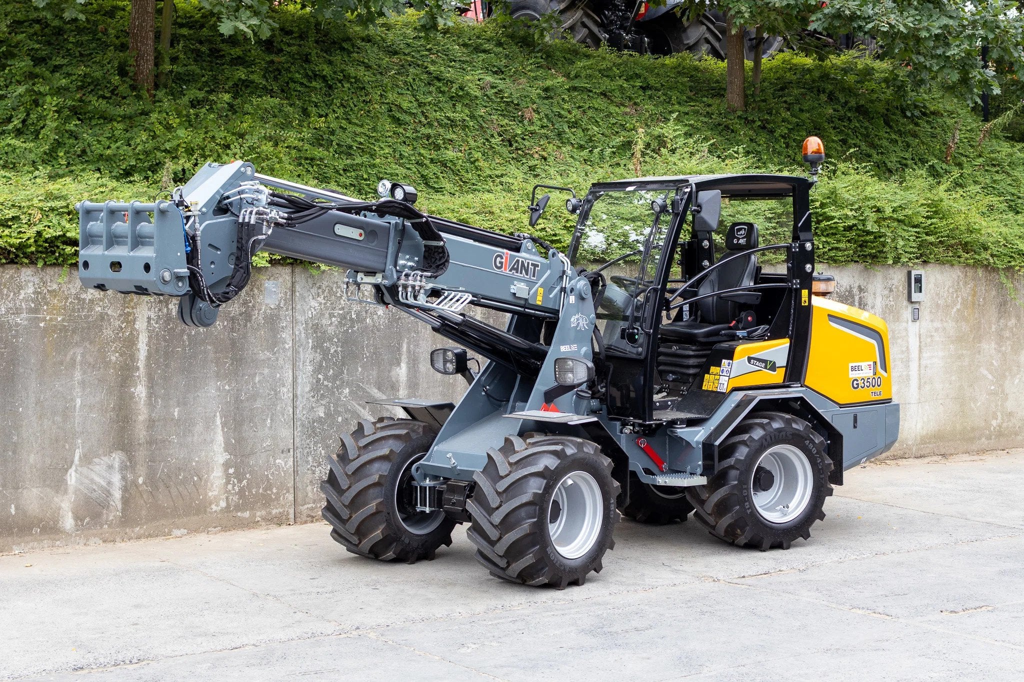 Giant G3500 TELE (bj 2026), Wiellader of Shovel