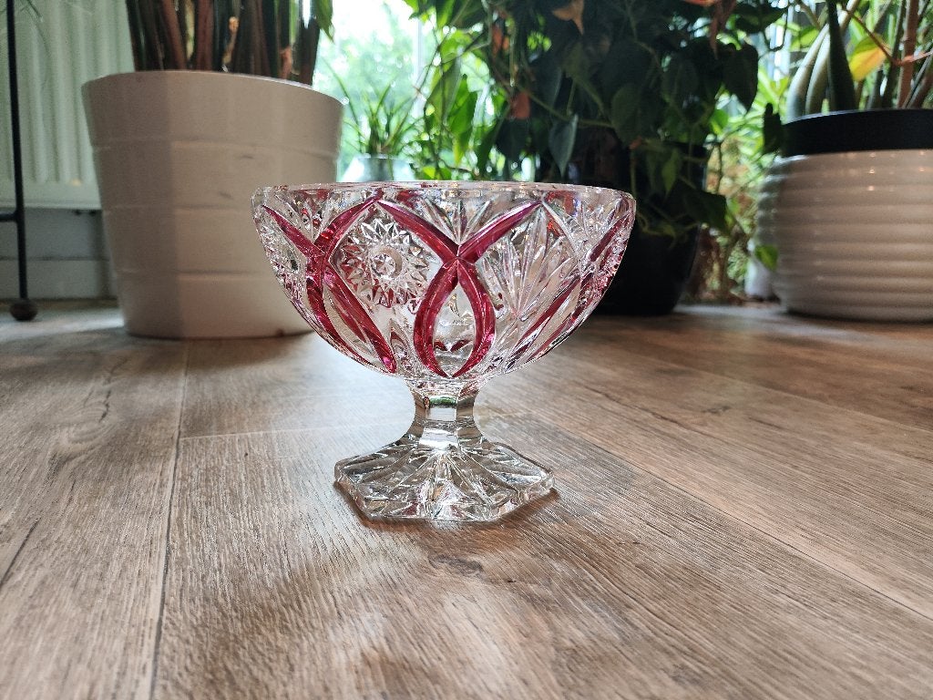 Vintage handgeslepen kristallen schaal op voet, Ophalen of Verzenden