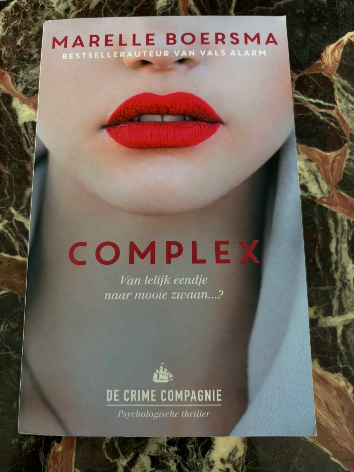 Boek, Marelle Boersma / Complex, Ophalen of Verzenden, Gelezen