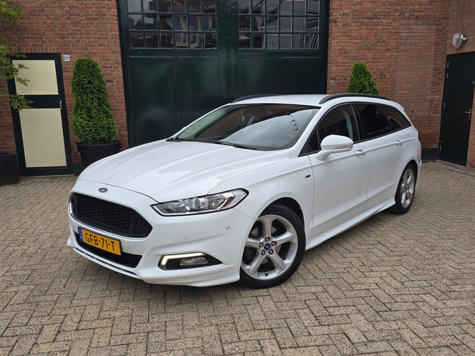 Ford Mondeo 2.0 ST-LINE Ecoboost 203pk Aut. 2017