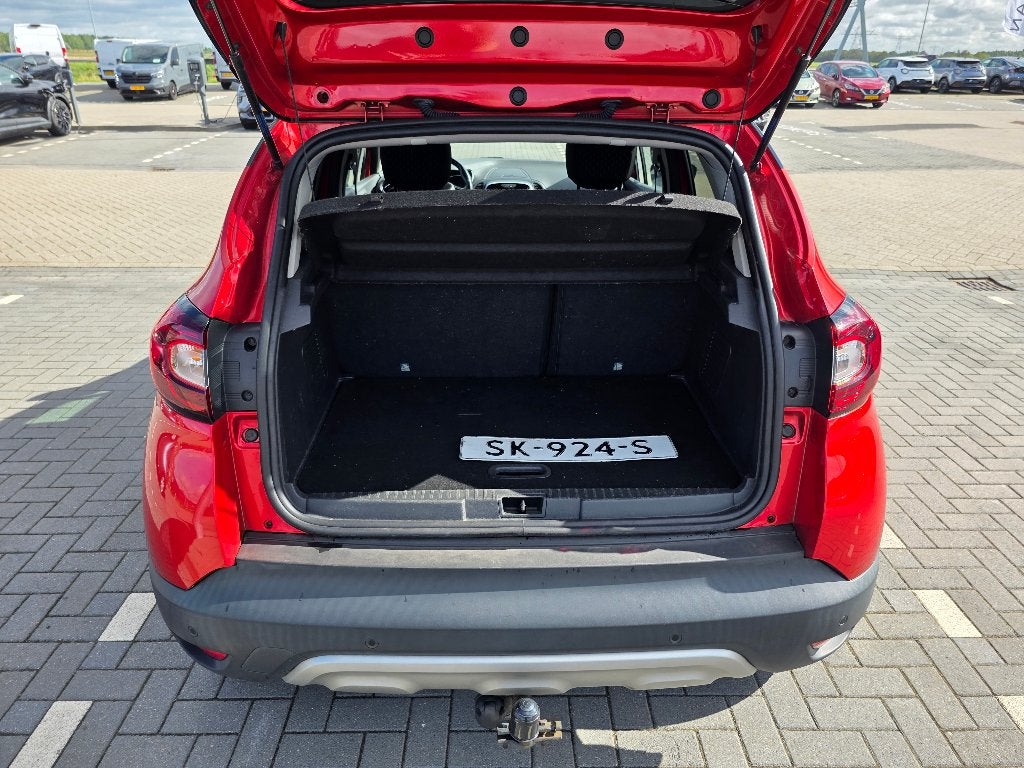 Foto 19 van Renault Captur 0.9 TCe Intens Camera Trekhaak CarPlay Cruise