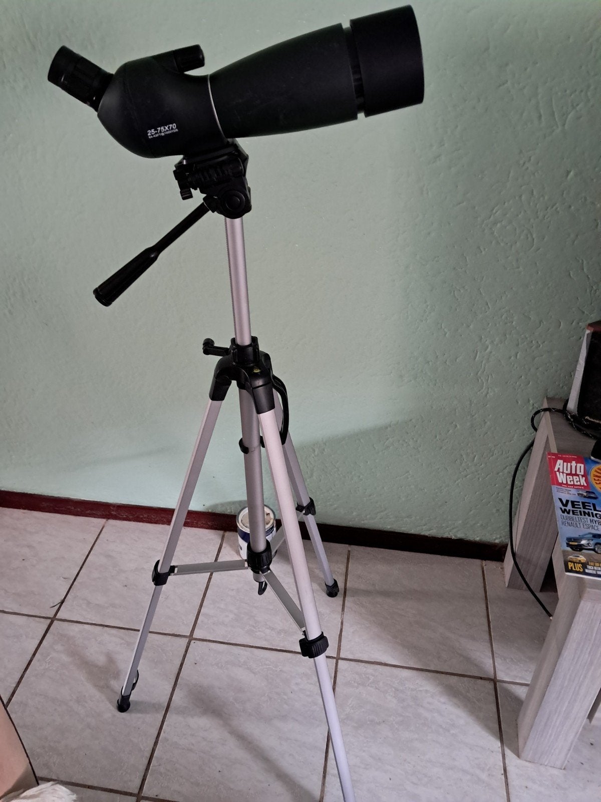 Spotting scope 25-75x70 met statief, Ophalen