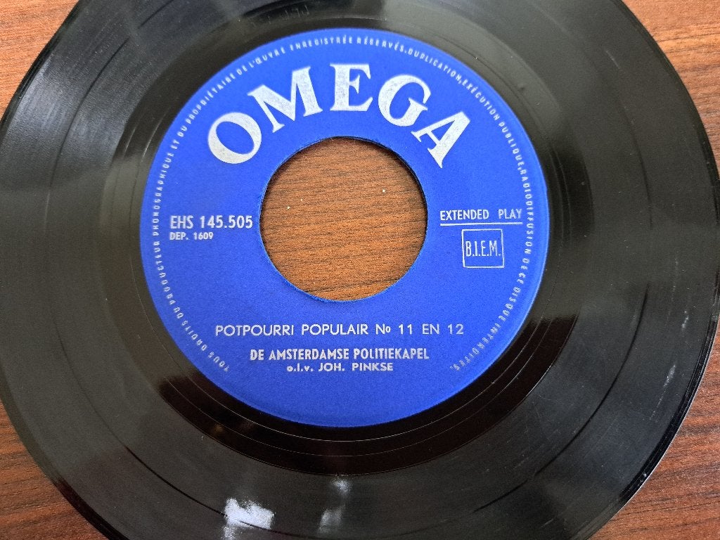 De Amsterdamse Politiekapel o.l.v. J.H. Pinkse – Potpourri, Overige genres, 7 inch, Ophalen of Verzenden, Zo goed als nieuw