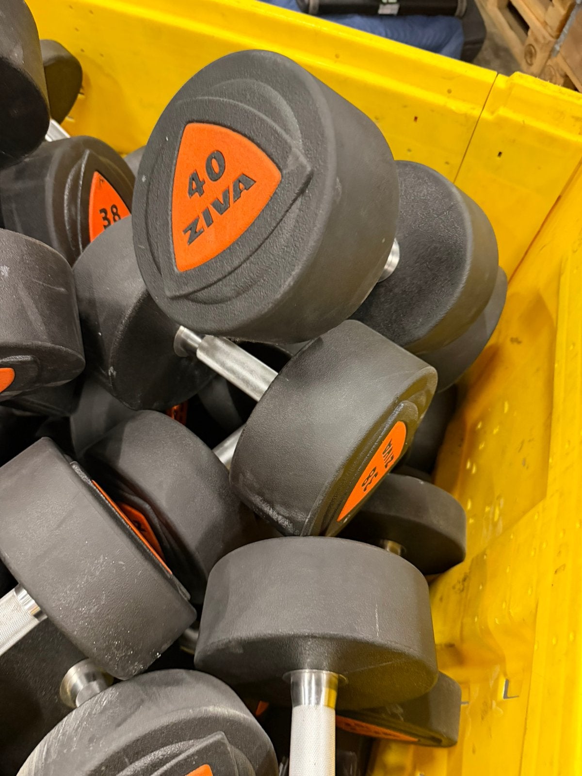 Ziva Rubbereb Pu Dumbells 12kg t/m 50kg, Sport en Fitness, Ophalen, Zo goed als nieuw, Dumbbell
