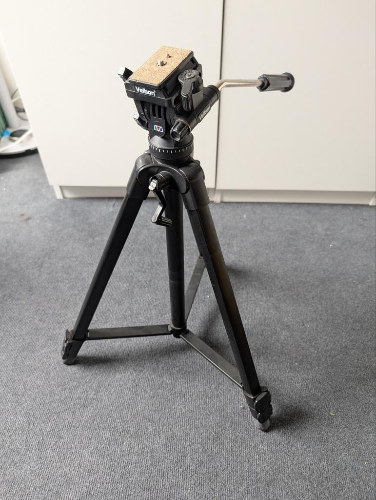Velbon Videomate 538 statief met balhoofd, Zo goed als nieuw, 150 tot 175 cm, Met balhoofd, Ophalen of Verzenden