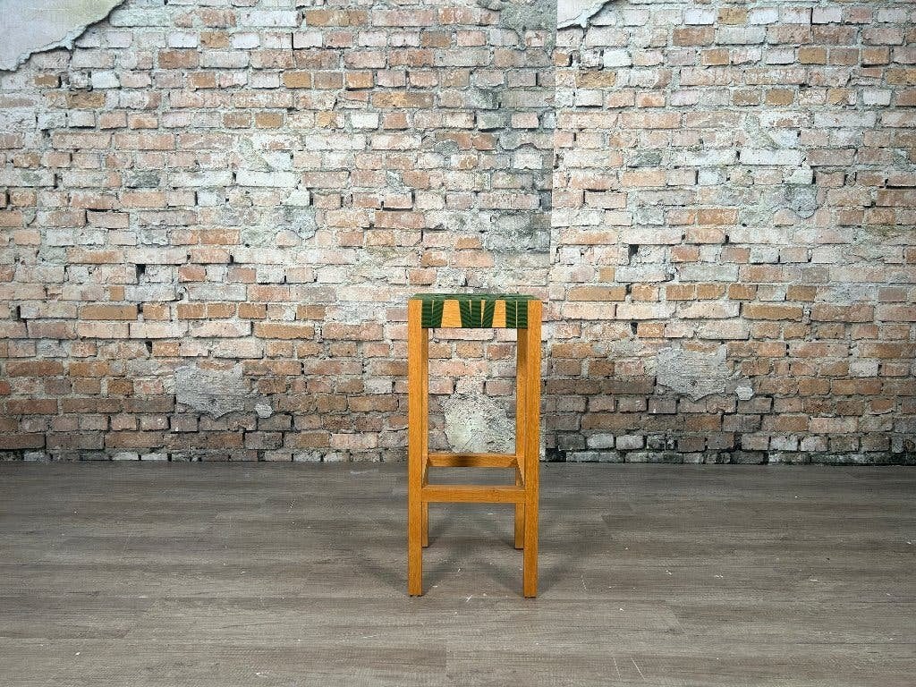 Gispen Hutten Berlage Barkruk groen bij TheReSales, Ophalen, Met voetsteun, 60 tot 90 cm, Zo goed als nieuw