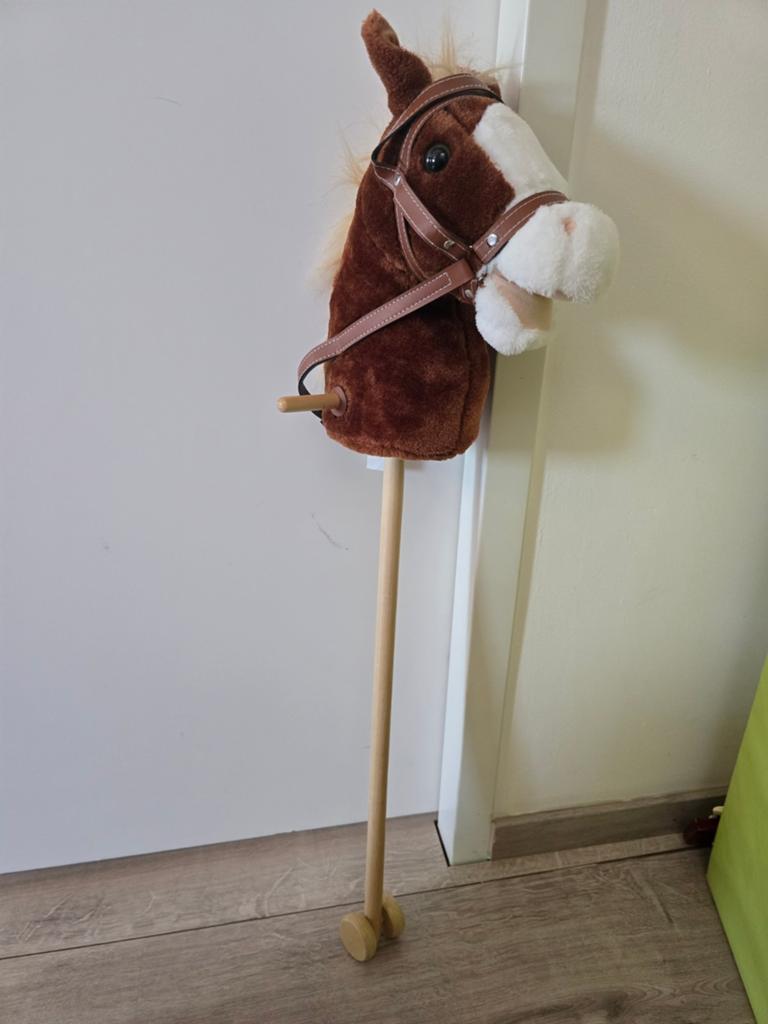 Houten stokpaardje met geluid - Bruin, Ophalen, Zo goed als nieuw, Jongen of Meisje