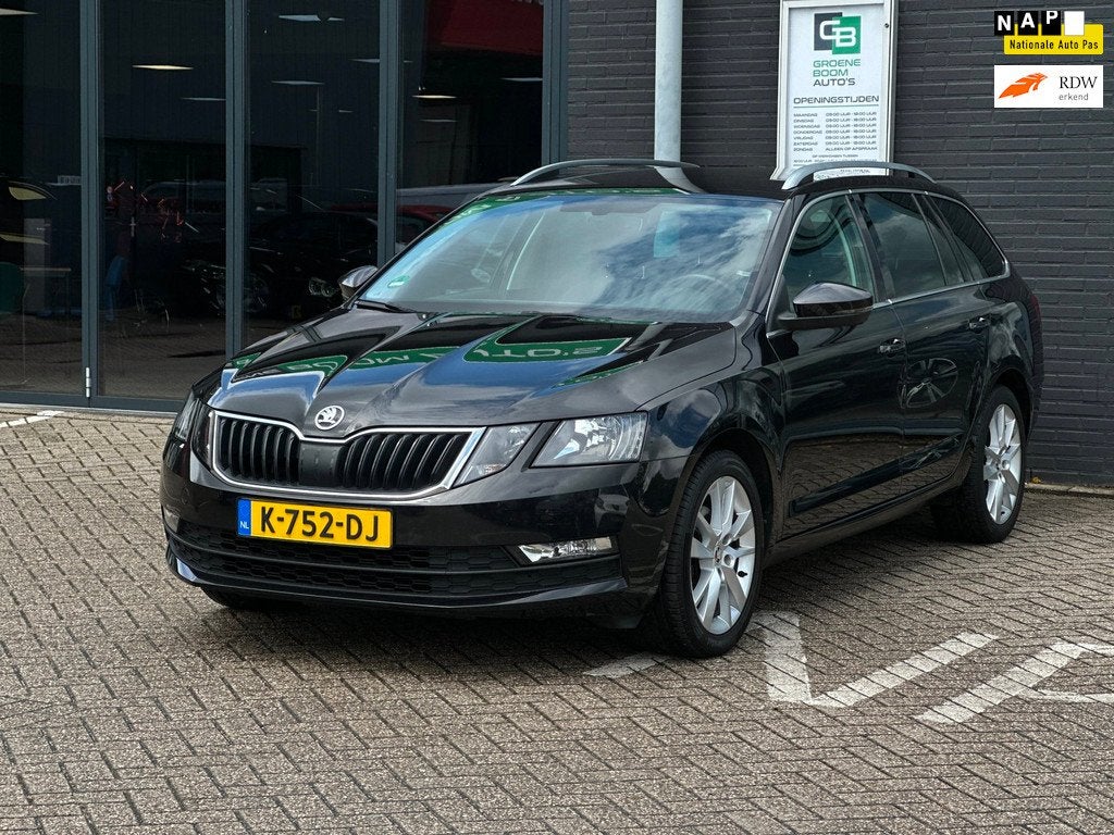 Skoda Octavia Combi 1.5 TSI Greentech Business Edition/1STE, Auto's, Skoda, Euro 6, 4 cilinders, 150 pk, Zwart