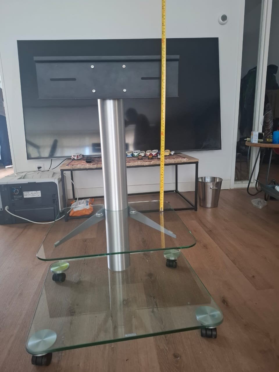 Spectral TV-meubel met glazen planken en wieltjes, Ophalen, Gebruikt, 100 tot 150 cm, 50 tot 100 cm